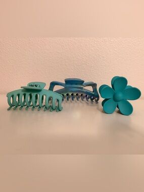 Turquoise Hair Clip Trio - Flower Clip & Two Claw Clips